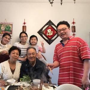 Meet your Posher, Quảng tân